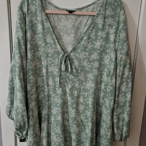 Torrid Mint Green Floral Blouse